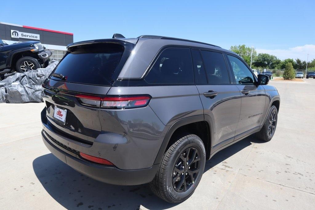 new 2025 Jeep Grand Cherokee car, priced at $35,194