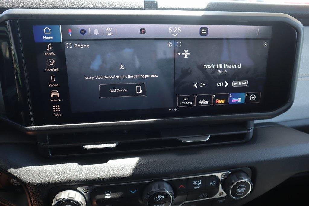 new 2025 Jeep Gladiator car, priced at $37,342