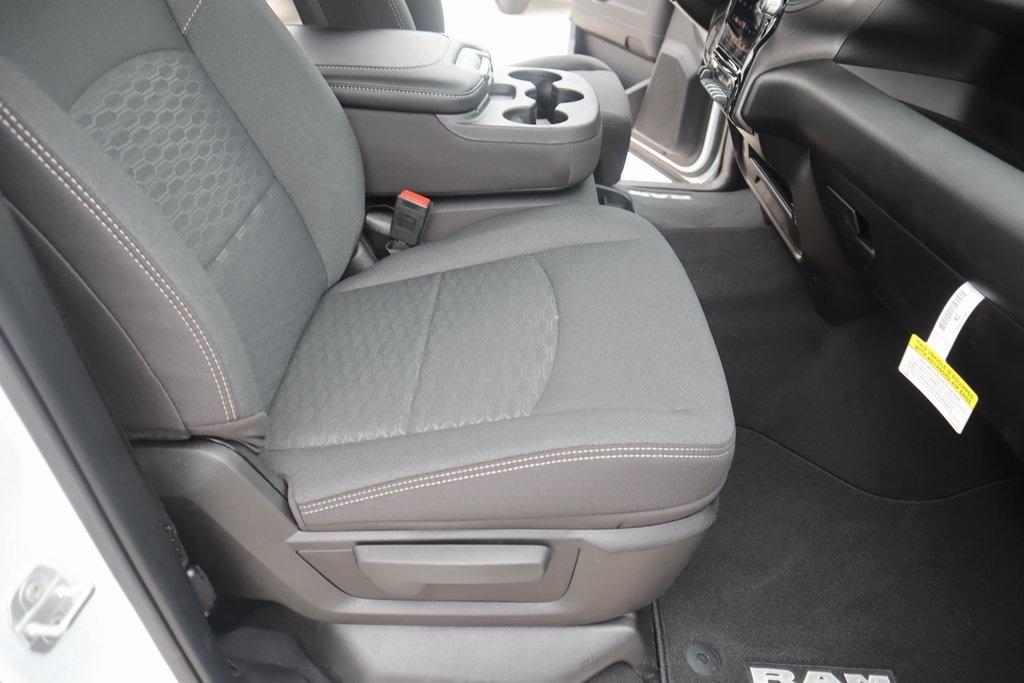 new 2025 Ram 2500 car, priced at $54,446