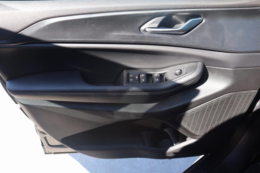 new 2025 Jeep Grand Cherokee car, priced at $34,918