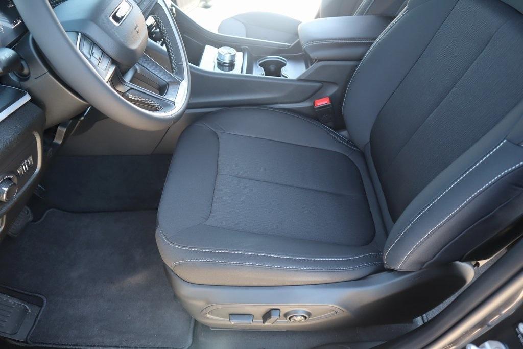 new 2025 Jeep Grand Cherokee car, priced at $34,918