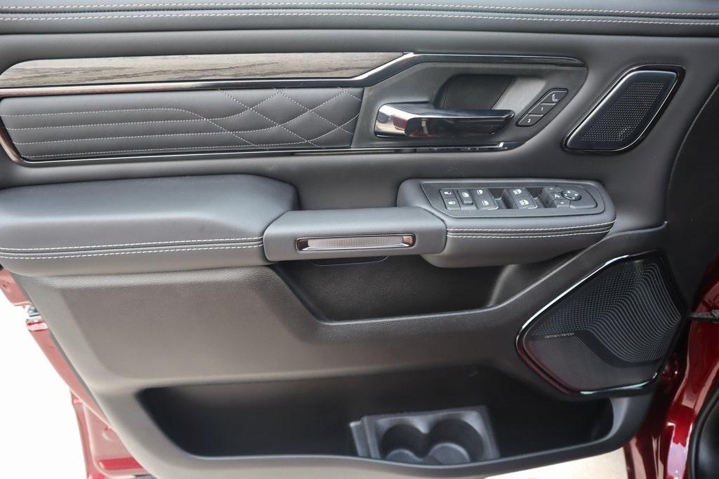 new 2025 Ram 1500 car, priced at $67,552