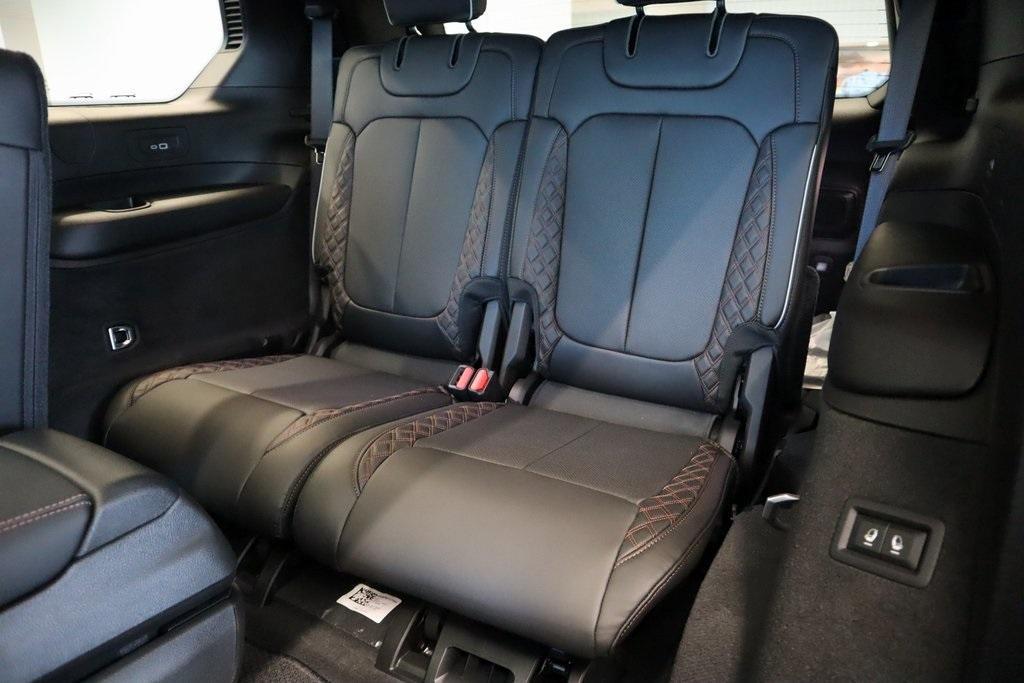 new 2025 Jeep Grand Cherokee L car, priced at $59,124