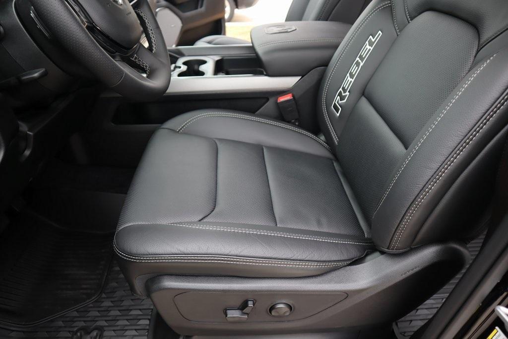 new 2025 Ram 1500 car, priced at $60,226