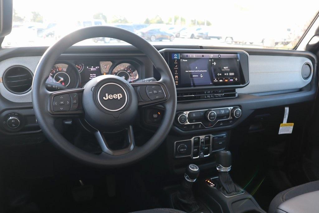 new 2025 Jeep Gladiator car, priced at $36,757