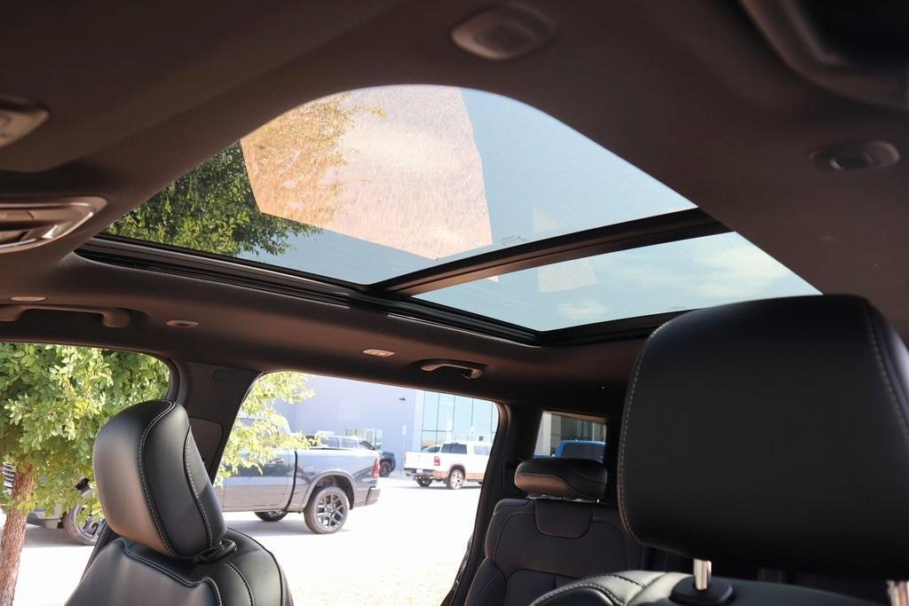 new 2025 Jeep Grand Cherokee L car, priced at $44,818