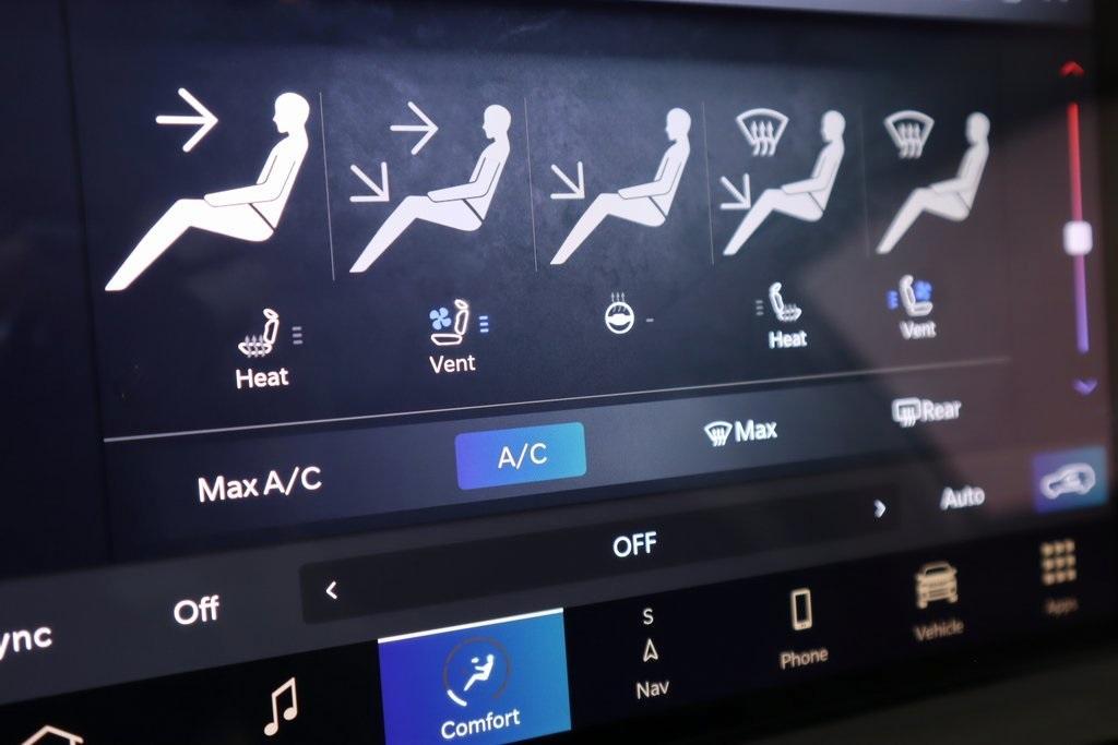 used 2022 Jeep Compass car, priced at $22,212