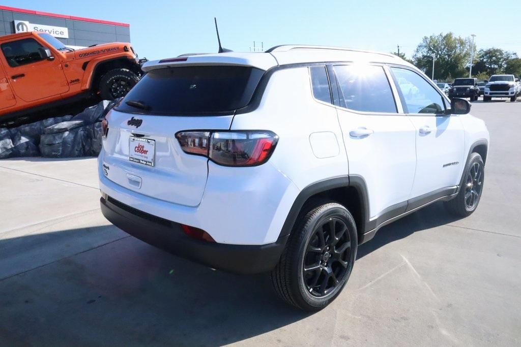 new 2026 Jeep Compass car, priced at $32,090