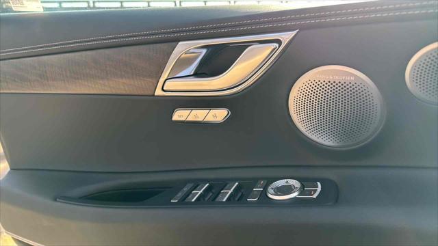 new 2025 Genesis GV80 car, priced at $80,875