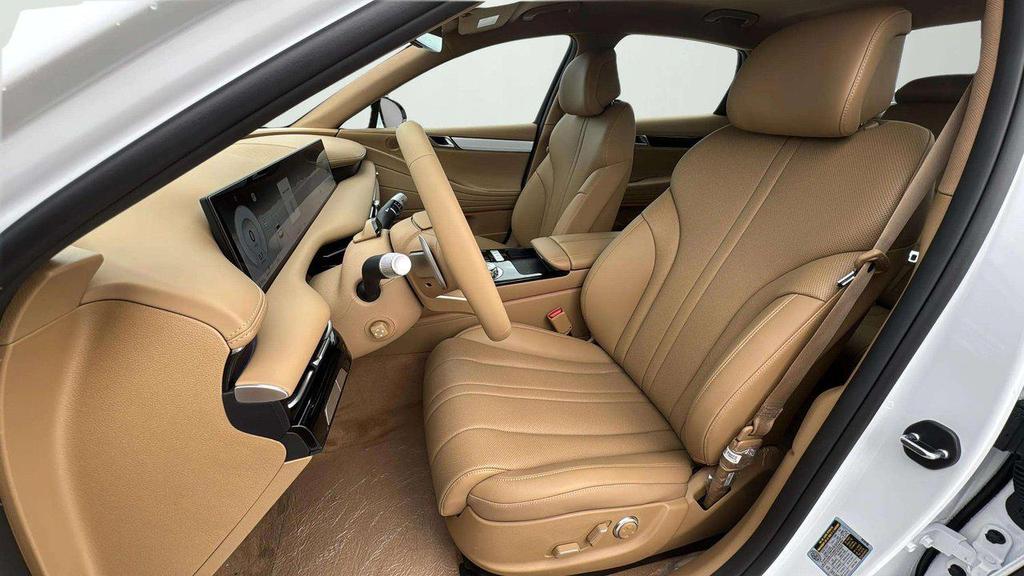 new 2025 Genesis G80 car, priced at $58,625