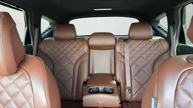 new 2025 Genesis GV80 car, priced at $81,905