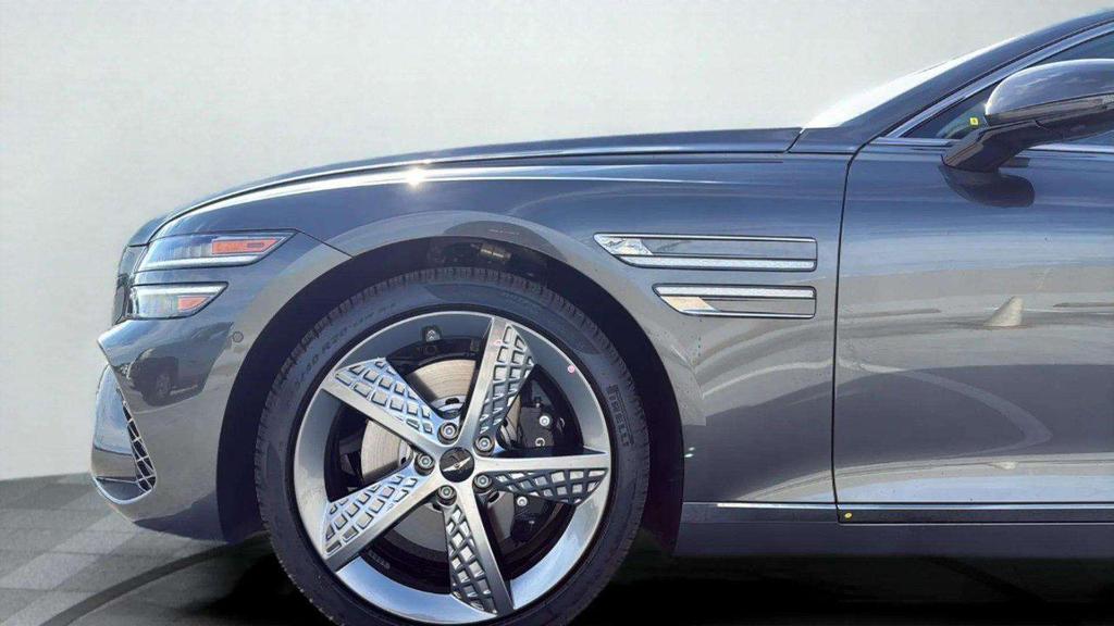 new 2026 Genesis G80 car, priced at $81,015