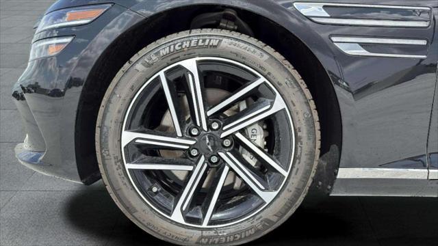 new 2025 Genesis G80 car, priced at $64,355