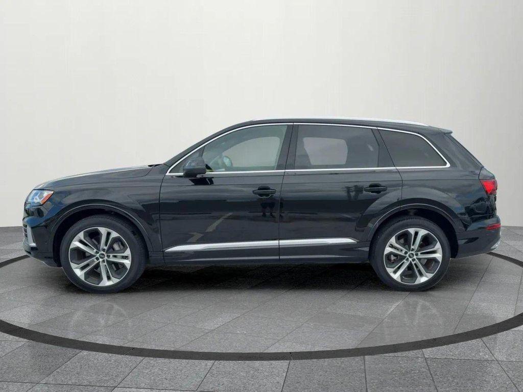 used 2022 Audi Q7 car, priced at $38,880