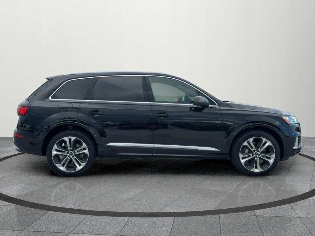 used 2022 Audi Q7 car, priced at $38,880