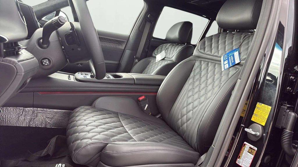 new 2026 Genesis G90 car, priced at $108,320