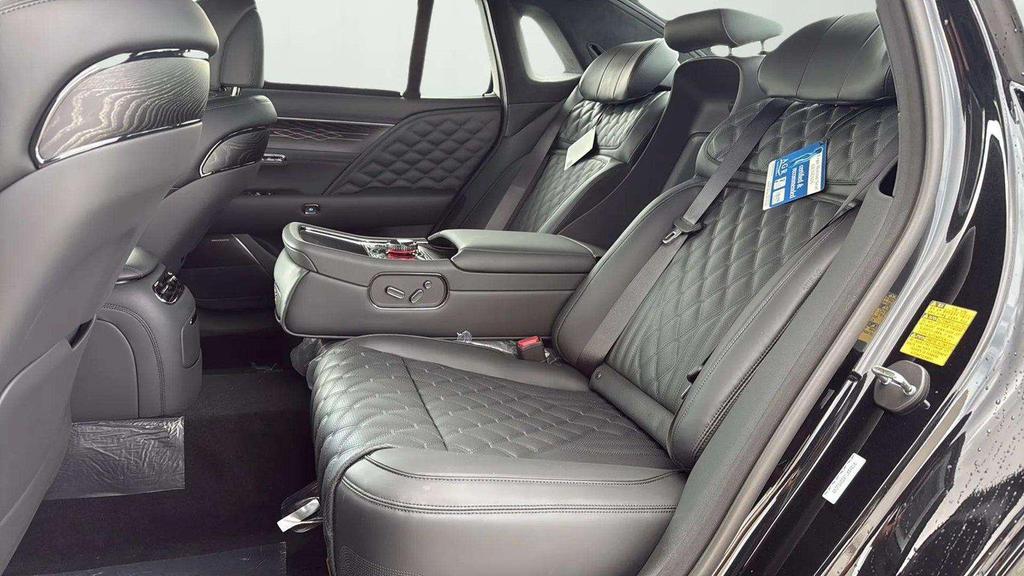 new 2026 Genesis G90 car, priced at $108,320