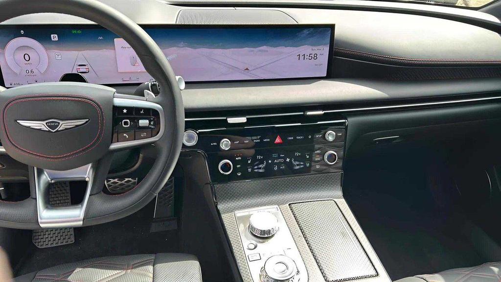 new 2025 Genesis G80 car, priced at $78,900