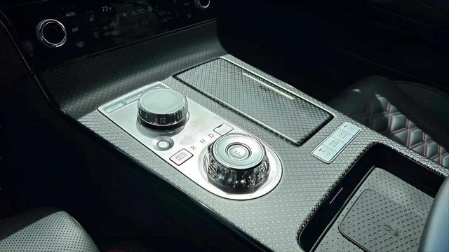 new 2025 Genesis G80 car, priced at $78,900