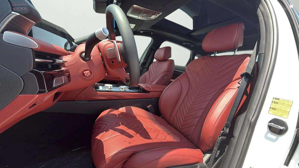 new 2025 Genesis G80 car, priced at $70,495