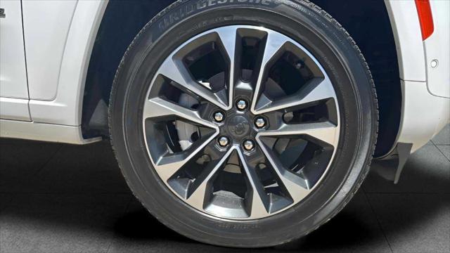 used 2023 Jeep Grand Cherokee car, priced at $39,883