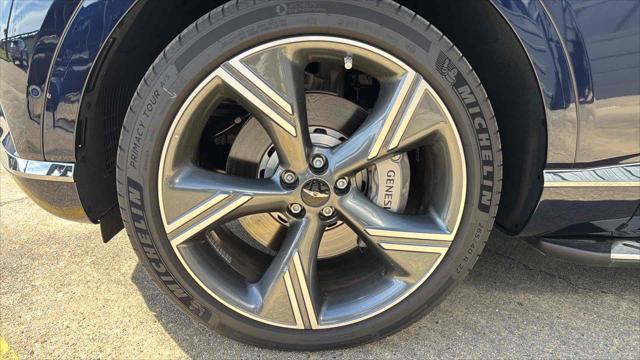 new 2025 Genesis GV80 car, priced at $81,995