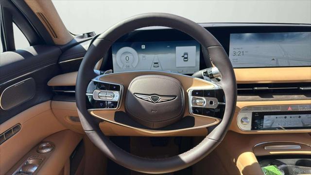 new 2025 Genesis G90 car, priced at $102,405