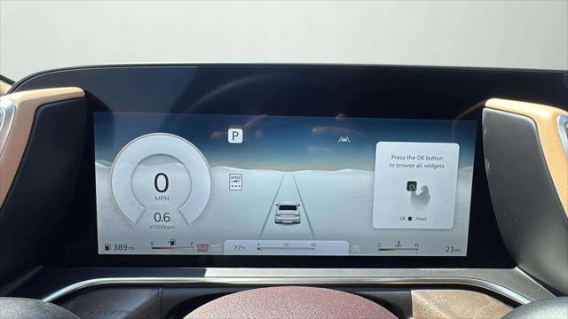 new 2025 Genesis G90 car, priced at $102,405