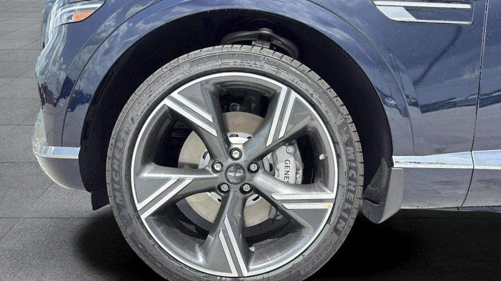 new 2025 Genesis GV80 car, priced at $71,288