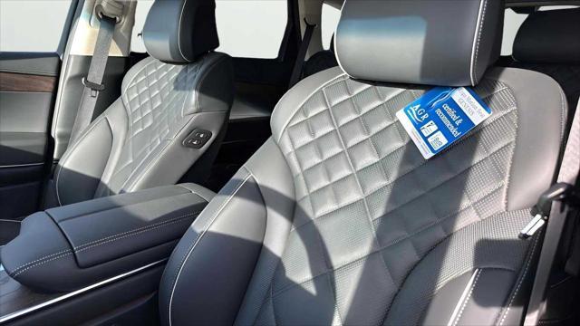 new 2025 Genesis GV80 car, priced at $81,995