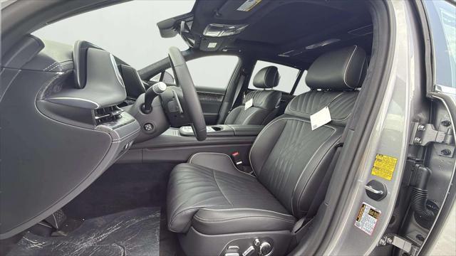 new 2025 Genesis G90 car, priced at $102,700