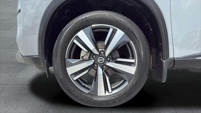 used 2021 Nissan Rogue car, priced at $24,492
