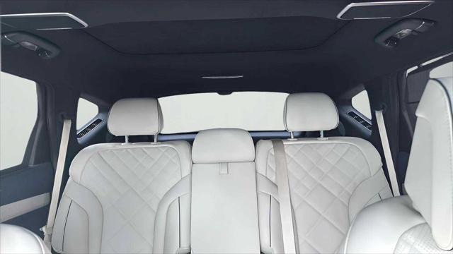 new 2025 Genesis GV80 car, priced at $82,585