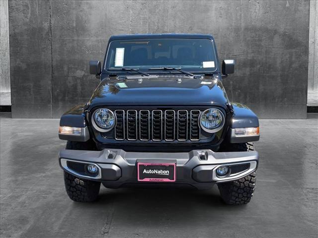 new 2025 Jeep Gladiator car, priced at $42,289