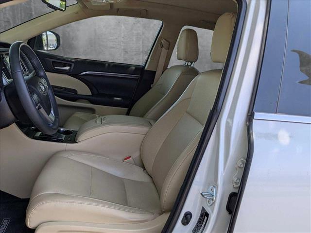 used 2015 Toyota Highlander car, priced at $24,455