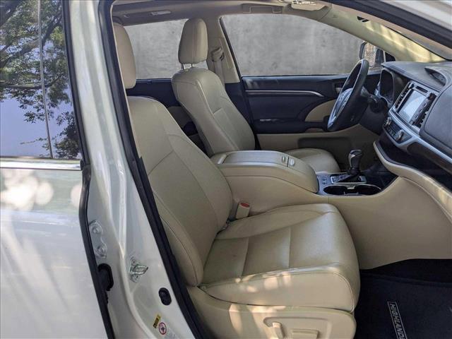 used 2015 Toyota Highlander car, priced at $24,455