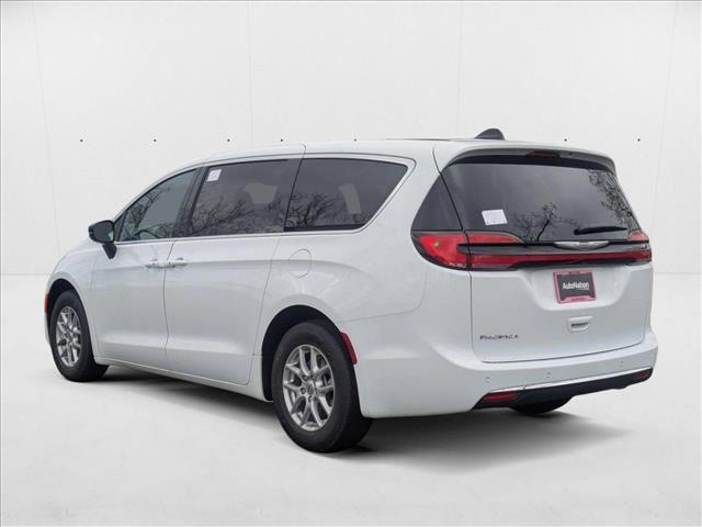 new 2025 Chrysler Pacifica car, priced at $42,751