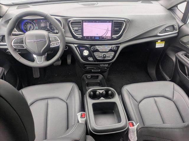 new 2025 Chrysler Pacifica car, priced at $42,751