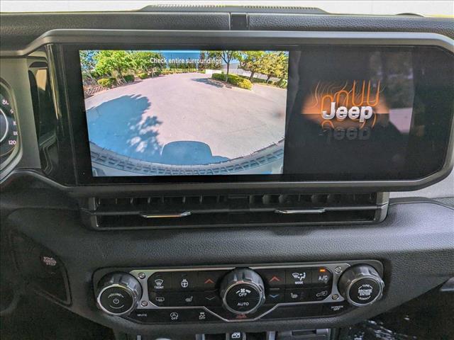 new 2025 Jeep Wrangler car, priced at $48,477