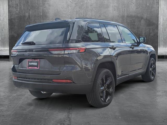 new 2025 Jeep Grand Cherokee car, priced at $49,170