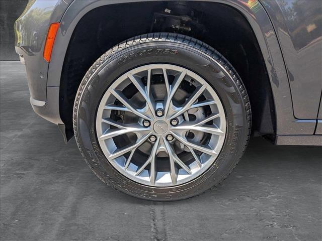 new 2025 Jeep Grand Cherokee L car, priced at $58,204