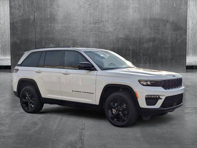 new 2025 Jeep Grand Cherokee car, priced at $53,360