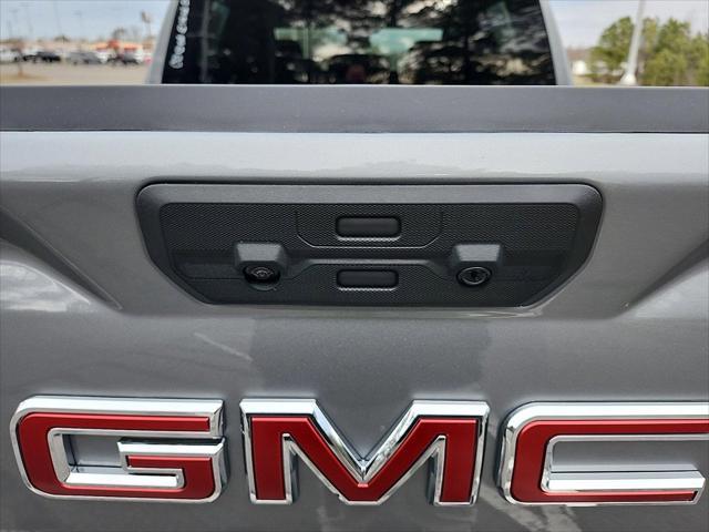 new 2025 GMC Sierra 1500 car, priced at $52,061