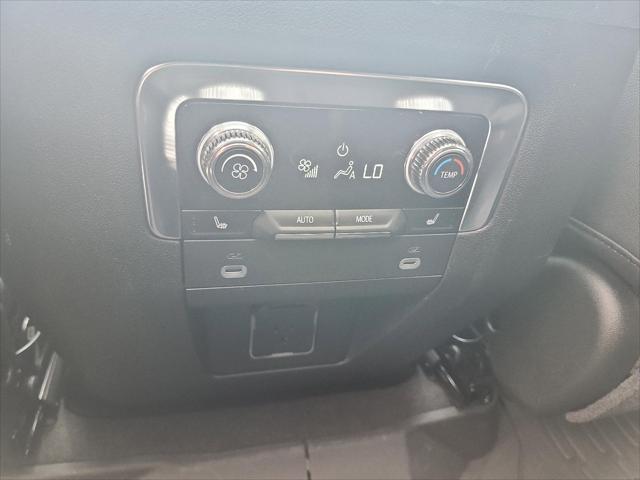 used 2024 GMC Yukon car, priced at $73,898