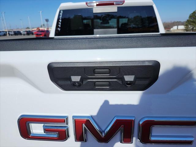 new 2025 GMC Sierra 1500 car, priced at $58,597