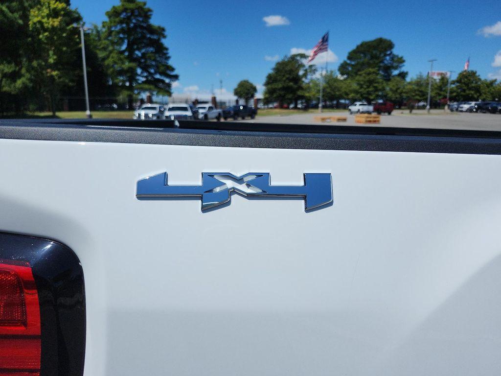 new 2025 GMC Sierra 2500 car, priced at $52,854