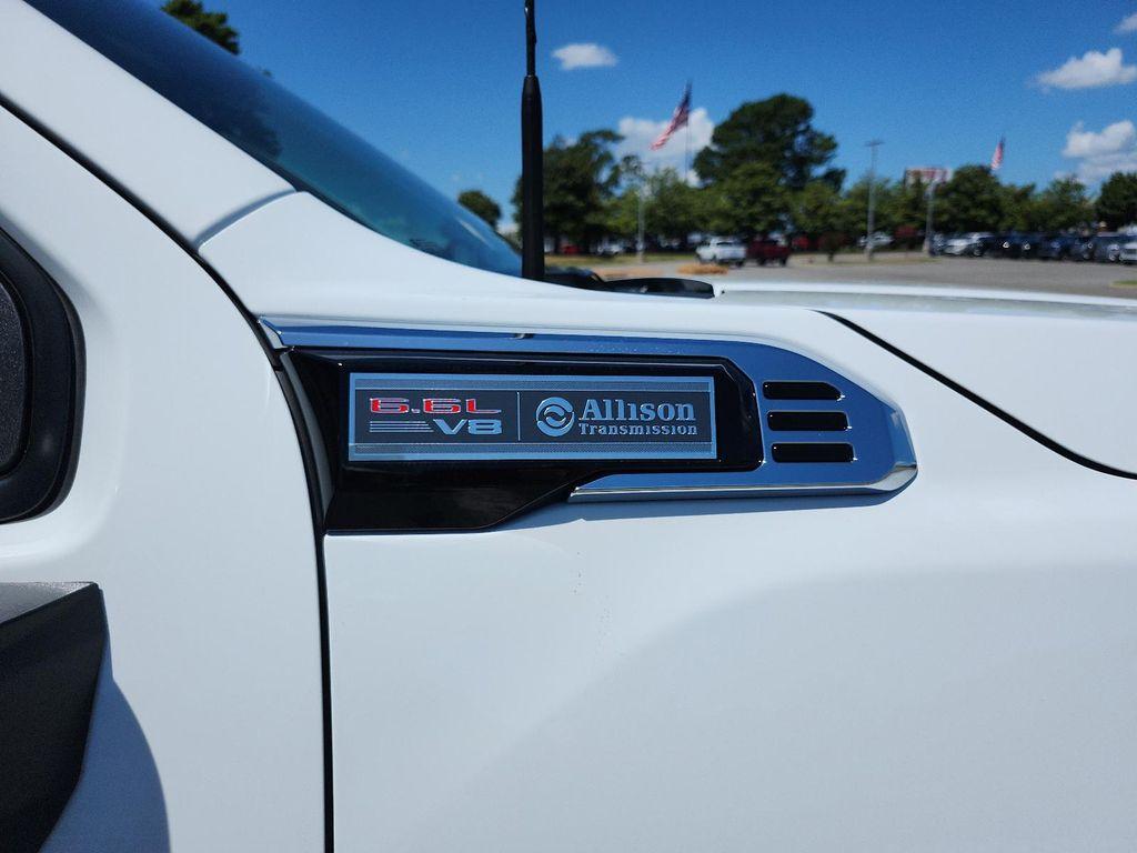 new 2025 GMC Sierra 2500 car, priced at $52,854