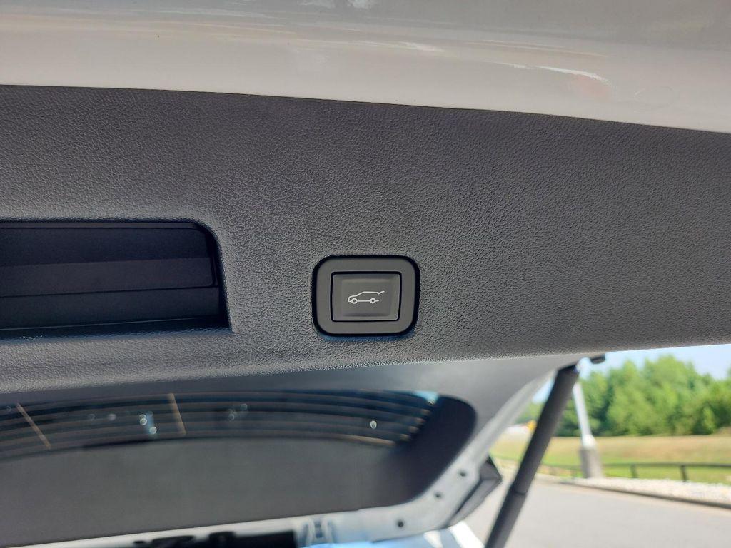 new 2026 GMC Acadia car, priced at $43,638