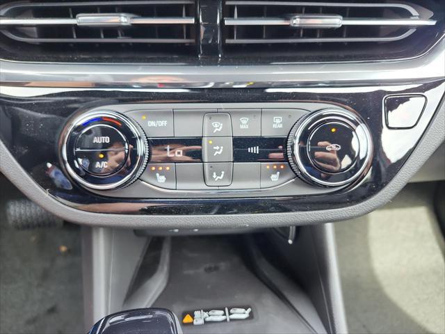 new 2025 Buick Envista car, priced at $28,812