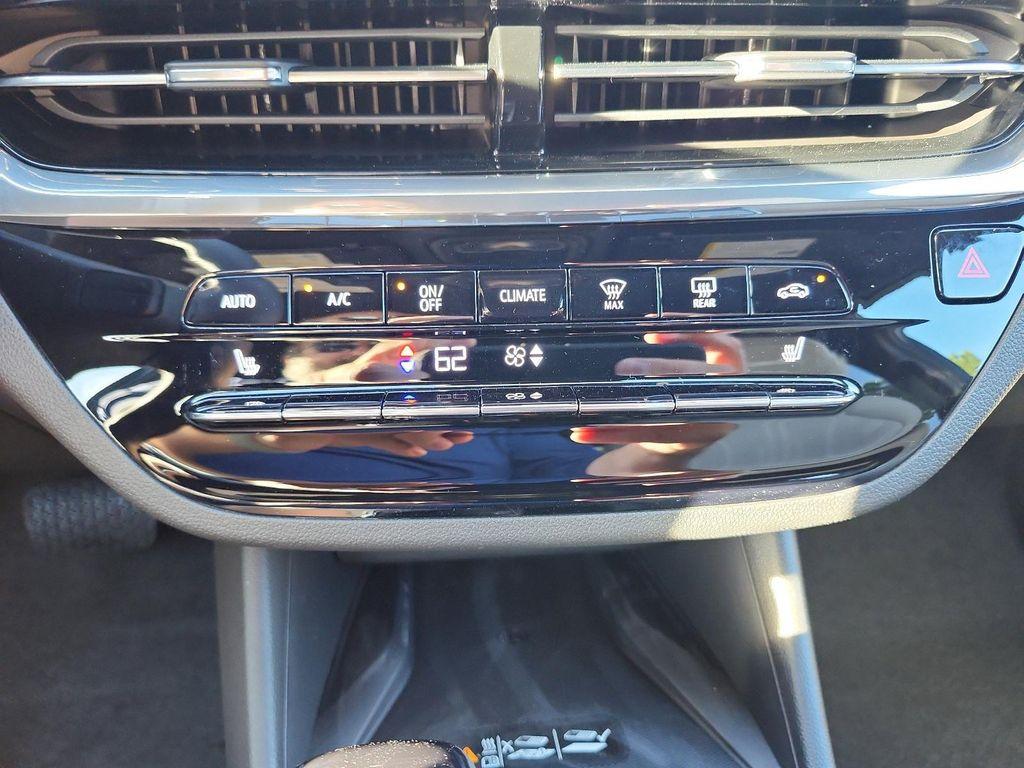 new 2026 Buick Envista car, priced at $31,240